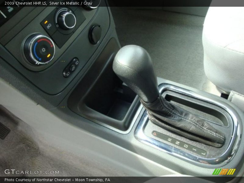 Silver Ice Metallic / Gray 2009 Chevrolet HHR LS