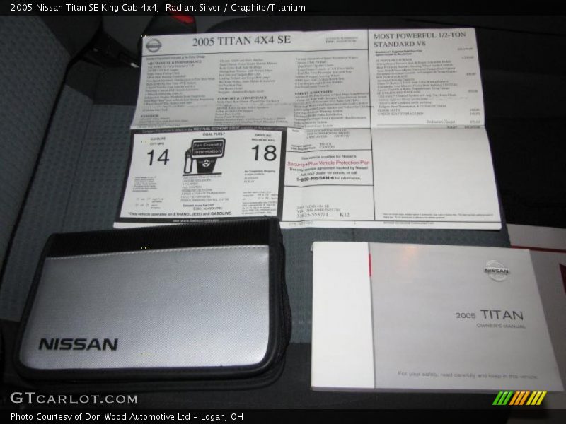 Radiant Silver / Graphite/Titanium 2005 Nissan Titan SE King Cab 4x4