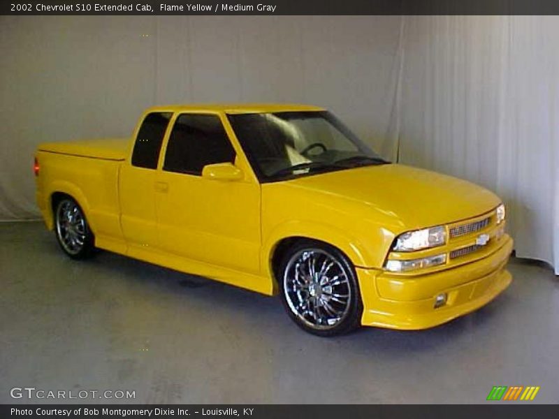Flame Yellow / Medium Gray 2002 Chevrolet S10 Extended Cab
