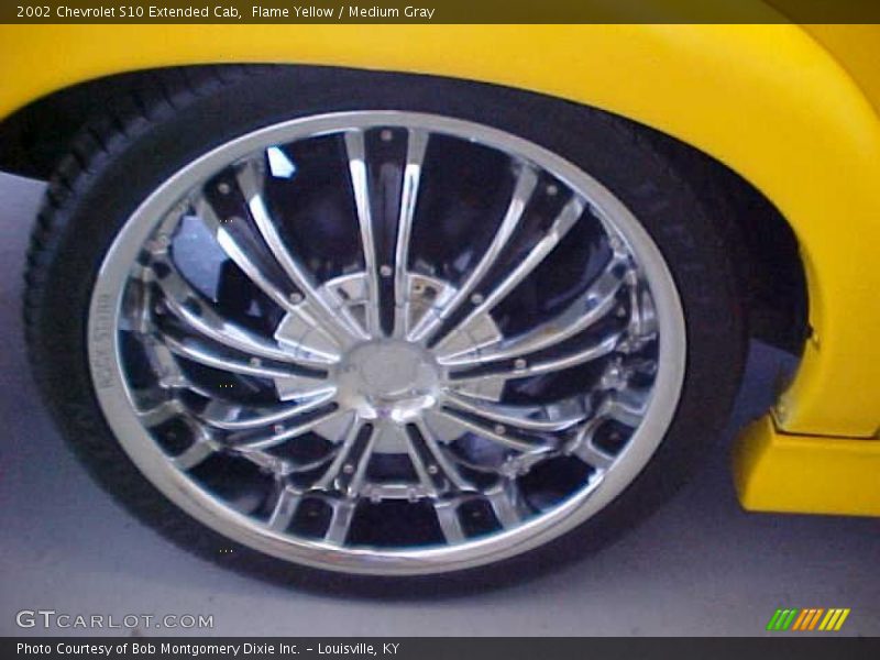 Flame Yellow / Medium Gray 2002 Chevrolet S10 Extended Cab
