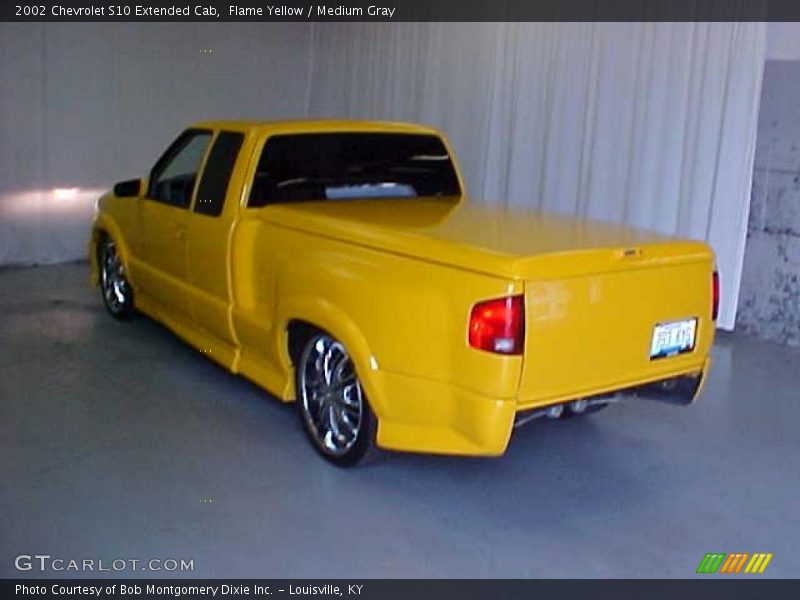Flame Yellow / Medium Gray 2002 Chevrolet S10 Extended Cab
