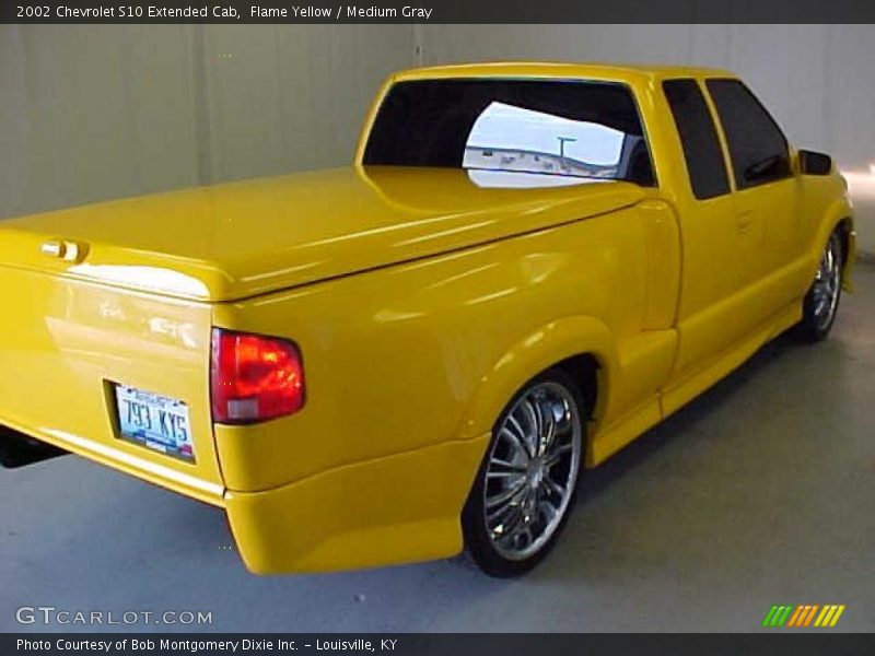 Flame Yellow / Medium Gray 2002 Chevrolet S10 Extended Cab