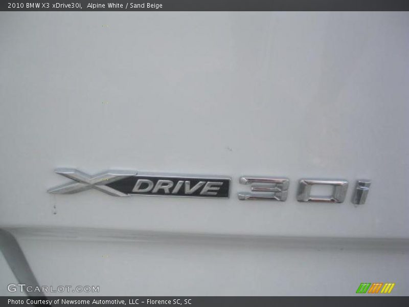 Alpine White / Sand Beige 2010 BMW X3 xDrive30i