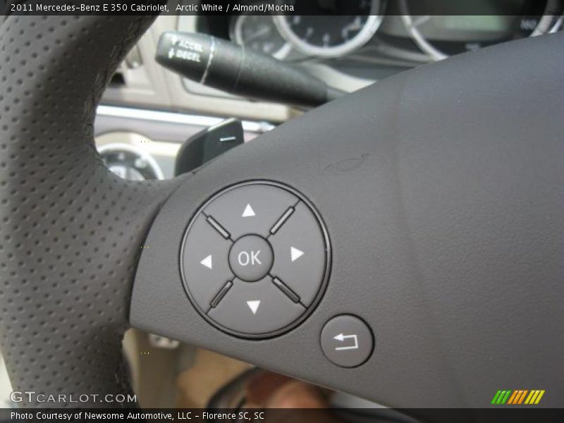 Arctic White / Almond/Mocha 2011 Mercedes-Benz E 350 Cabriolet