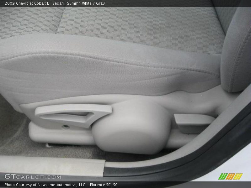 Summit White / Gray 2009 Chevrolet Cobalt LT Sedan