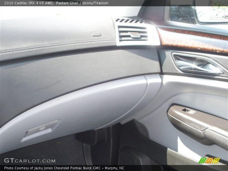 Radiant Silver / Ebony/Titanium 2010 Cadillac SRX 4 V6 AWD