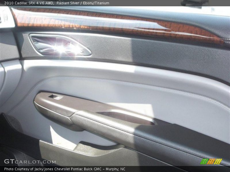 Radiant Silver / Ebony/Titanium 2010 Cadillac SRX 4 V6 AWD