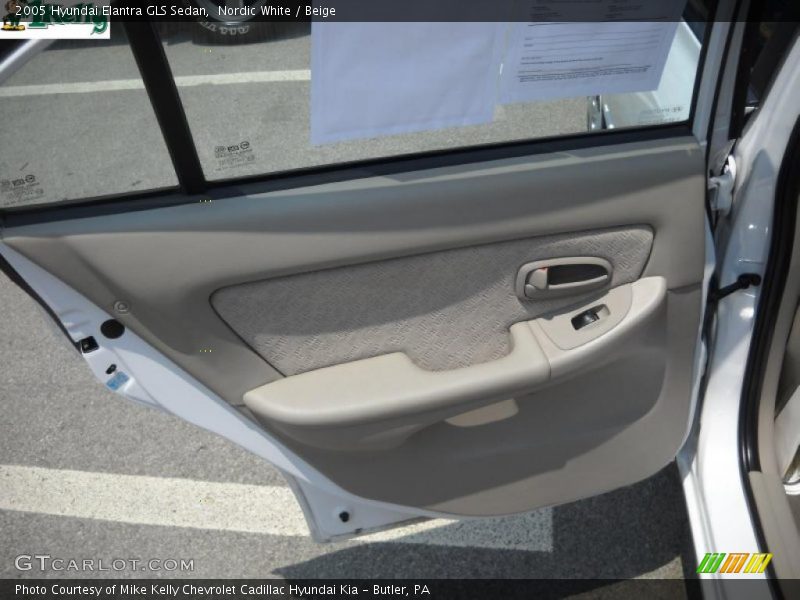 Nordic White / Beige 2005 Hyundai Elantra GLS Sedan