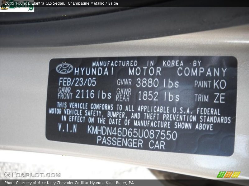 Champagne Metallic / Beige 2005 Hyundai Elantra GLS Sedan