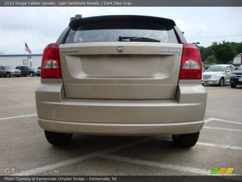 Light Sandstone Metallic / Dark Slate Gray 2010 Dodge Caliber Uptown