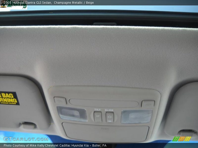 Champagne Metallic / Beige 2005 Hyundai Elantra GLS Sedan