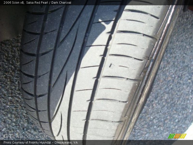 Salsa Red Pearl / Dark Charcoal 2006 Scion xB