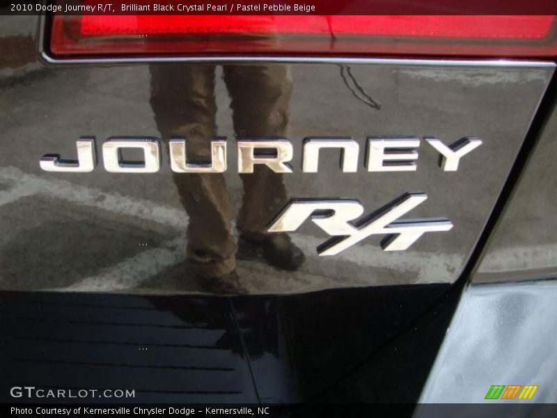 Brilliant Black Crystal Pearl / Pastel Pebble Beige 2010 Dodge Journey R/T