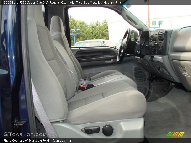 True Blue Metallic / Medium Flint 2006 Ford F250 Super Duty XLT Regular Cab 4x4