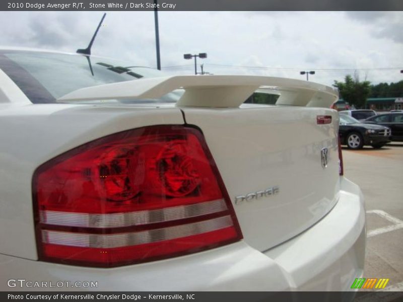 Stone White / Dark Slate Gray 2010 Dodge Avenger R/T