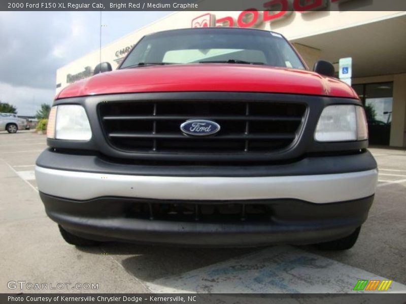 Bright Red / Medium Graphite 2000 Ford F150 XL Regular Cab