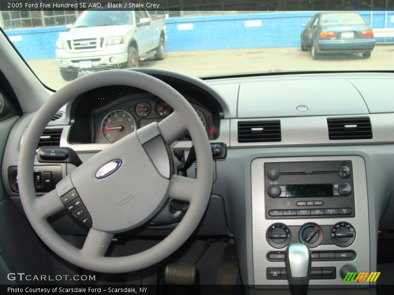 Black / Shale Grey 2005 Ford Five Hundred SE AWD