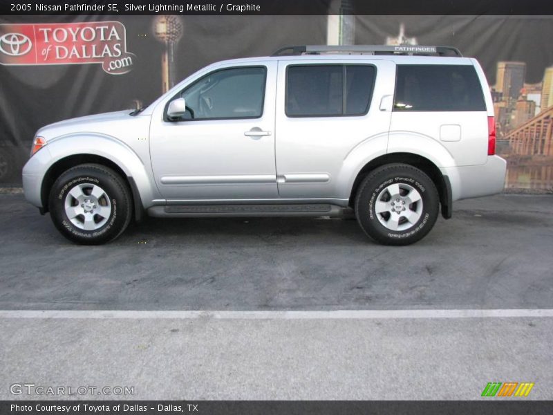 Silver Lightning Metallic / Graphite 2005 Nissan Pathfinder SE