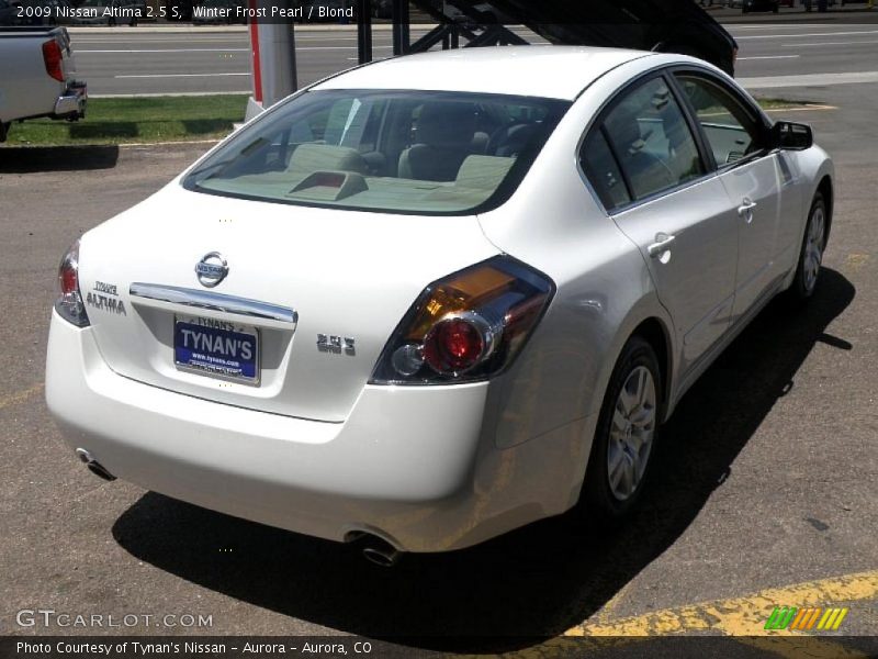 Winter Frost Pearl / Blond 2009 Nissan Altima 2.5 S