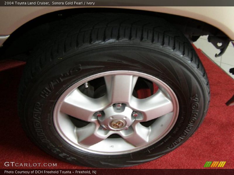 Sonora Gold Pearl / Ivory 2004 Toyota Land Cruiser