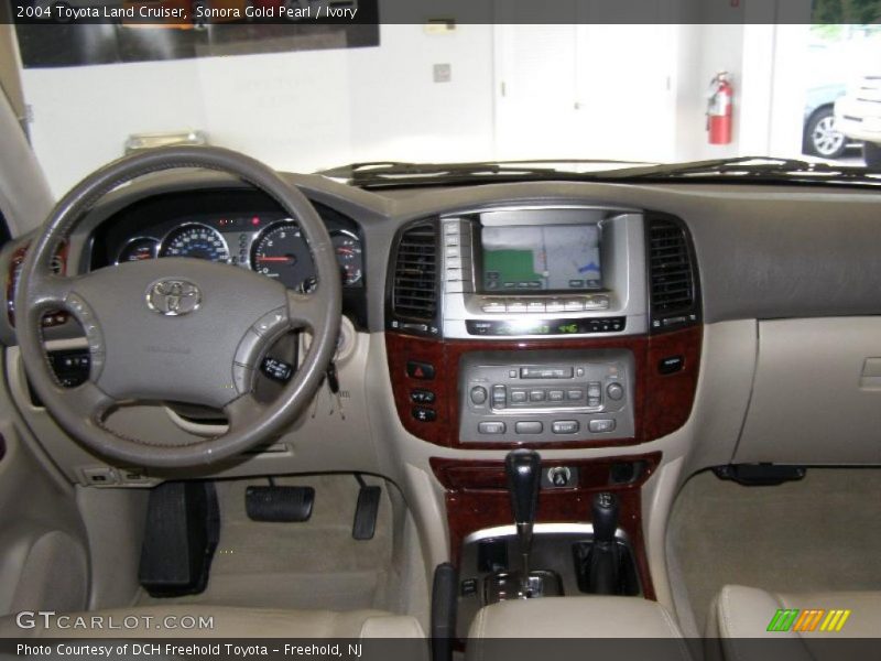 Sonora Gold Pearl / Ivory 2004 Toyota Land Cruiser