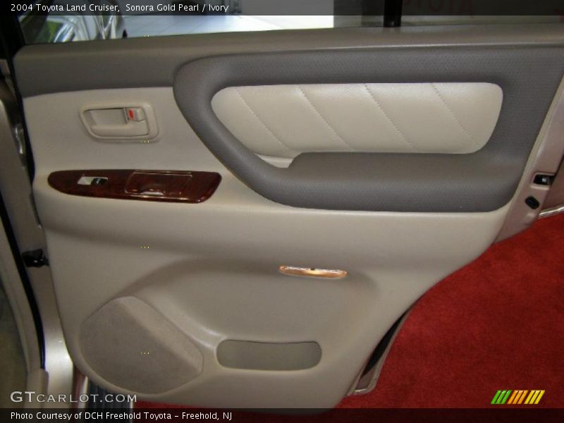 Sonora Gold Pearl / Ivory 2004 Toyota Land Cruiser