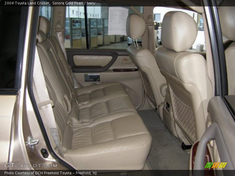 Sonora Gold Pearl / Ivory 2004 Toyota Land Cruiser