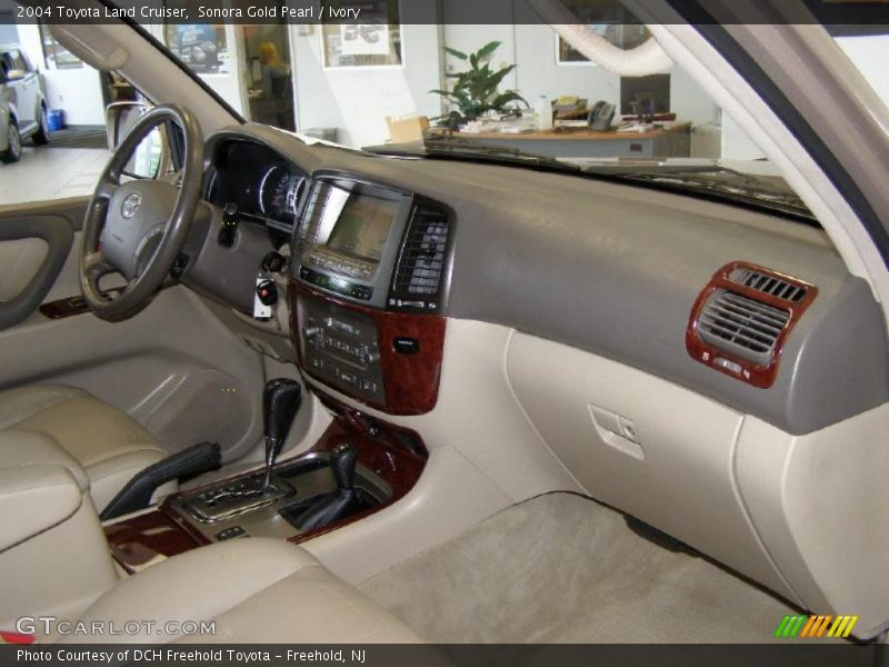 Sonora Gold Pearl / Ivory 2004 Toyota Land Cruiser