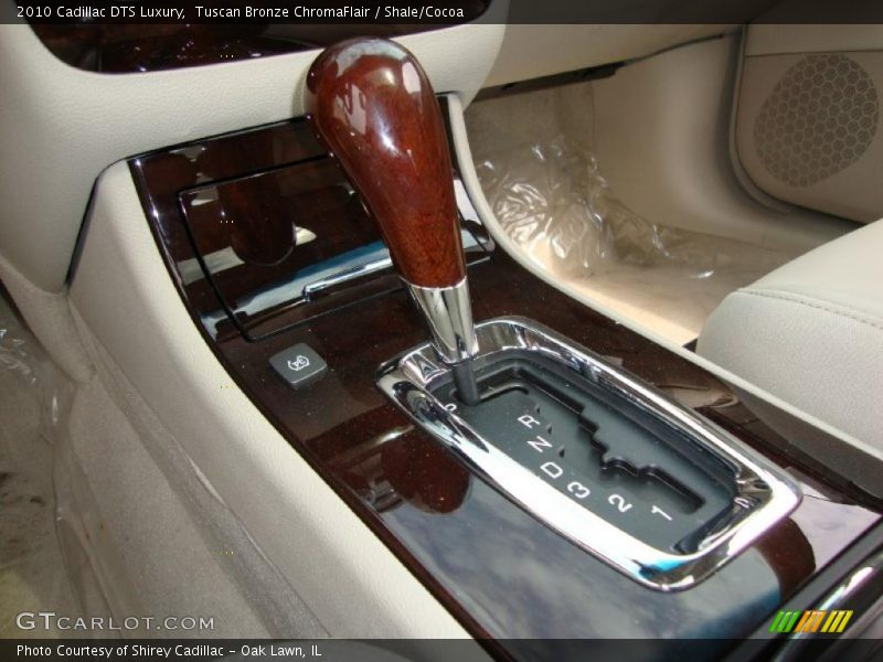 Tuscan Bronze ChromaFlair / Shale/Cocoa 2010 Cadillac DTS Luxury