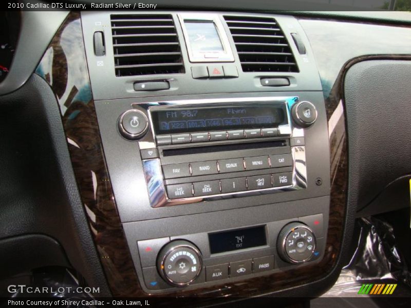 Radiant Silver / Ebony 2010 Cadillac DTS Luxury