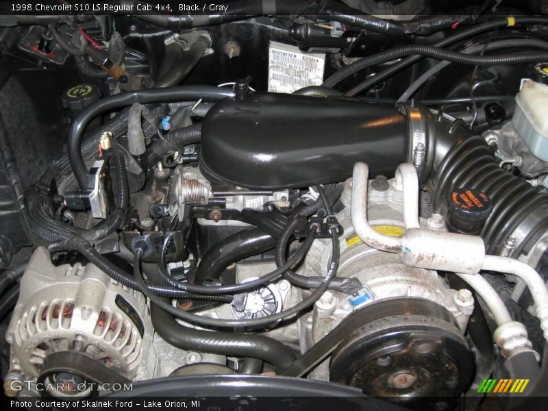 Black / Gray 1998 Chevrolet S10 LS Regular Cab 4x4