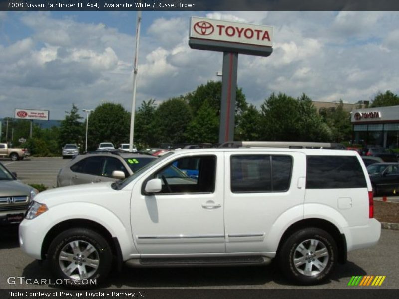 Avalanche White / Russet Brown 2008 Nissan Pathfinder LE 4x4