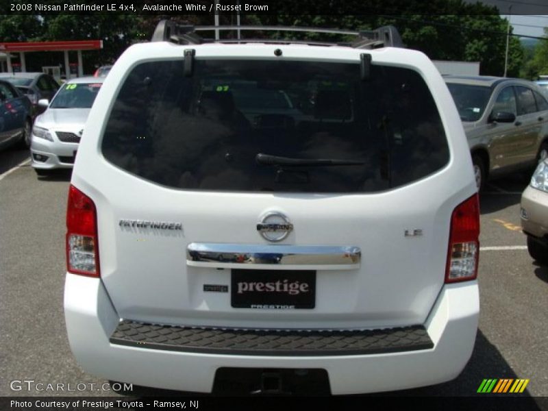 Avalanche White / Russet Brown 2008 Nissan Pathfinder LE 4x4