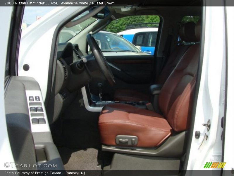 Avalanche White / Russet Brown 2008 Nissan Pathfinder LE 4x4