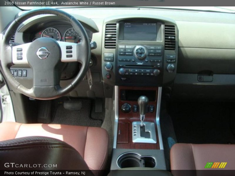 Avalanche White / Russet Brown 2008 Nissan Pathfinder LE 4x4
