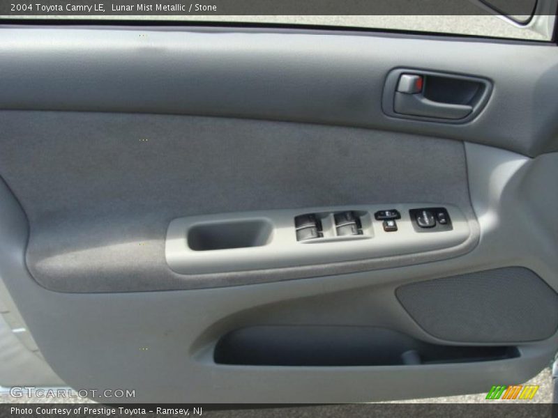 Lunar Mist Metallic / Stone 2004 Toyota Camry LE