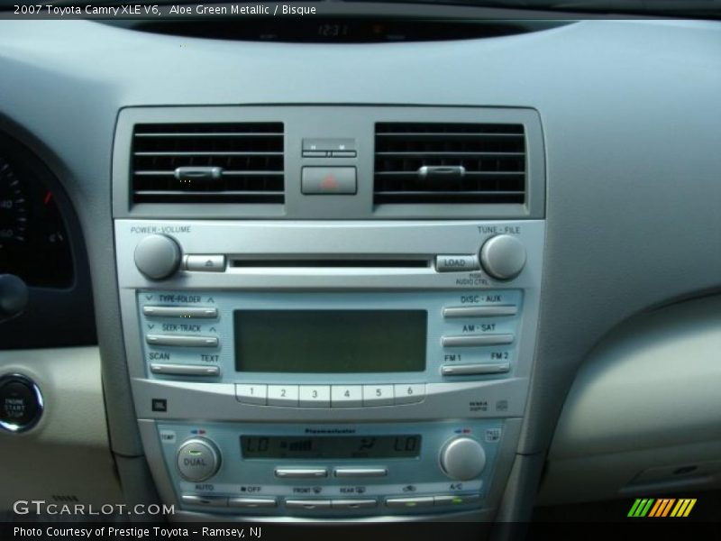 Aloe Green Metallic / Bisque 2007 Toyota Camry XLE V6