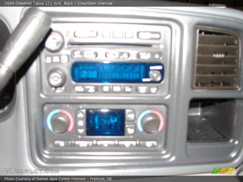 Black / Gray/Dark Charcoal 2004 Chevrolet Tahoe Z71 4x4