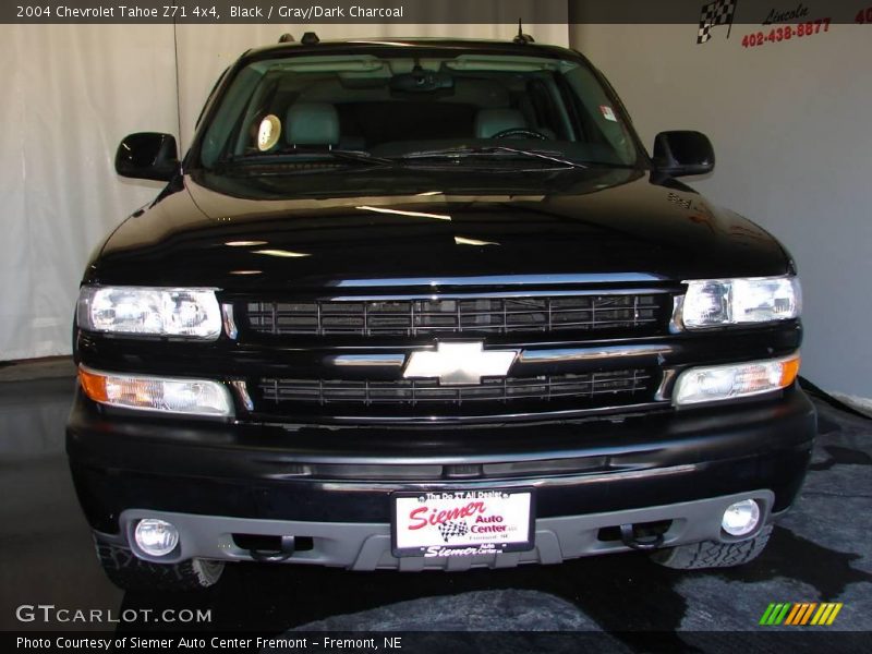 Black / Gray/Dark Charcoal 2004 Chevrolet Tahoe Z71 4x4