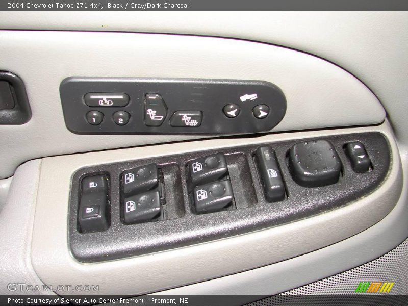 Black / Gray/Dark Charcoal 2004 Chevrolet Tahoe Z71 4x4