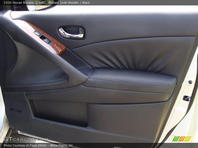 Brilliant Silver Metallic / Black 2009 Nissan Murano LE AWD