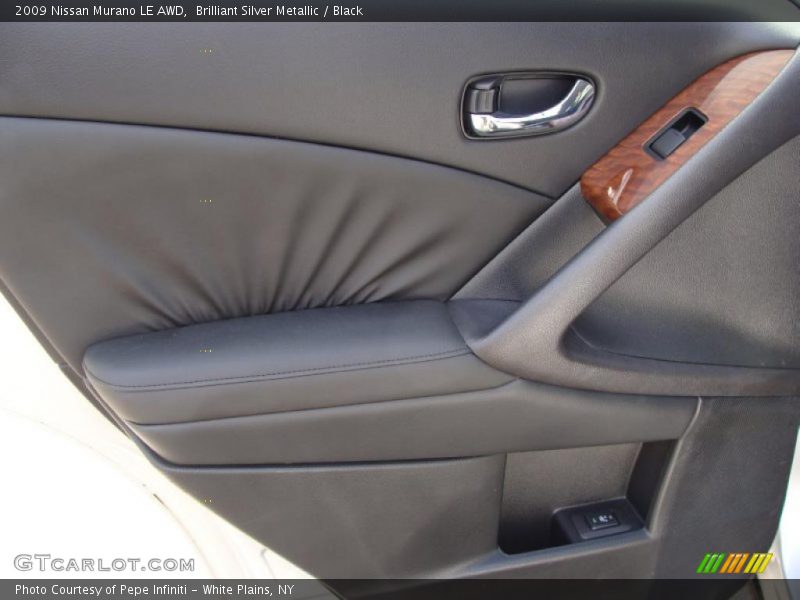 Brilliant Silver Metallic / Black 2009 Nissan Murano LE AWD