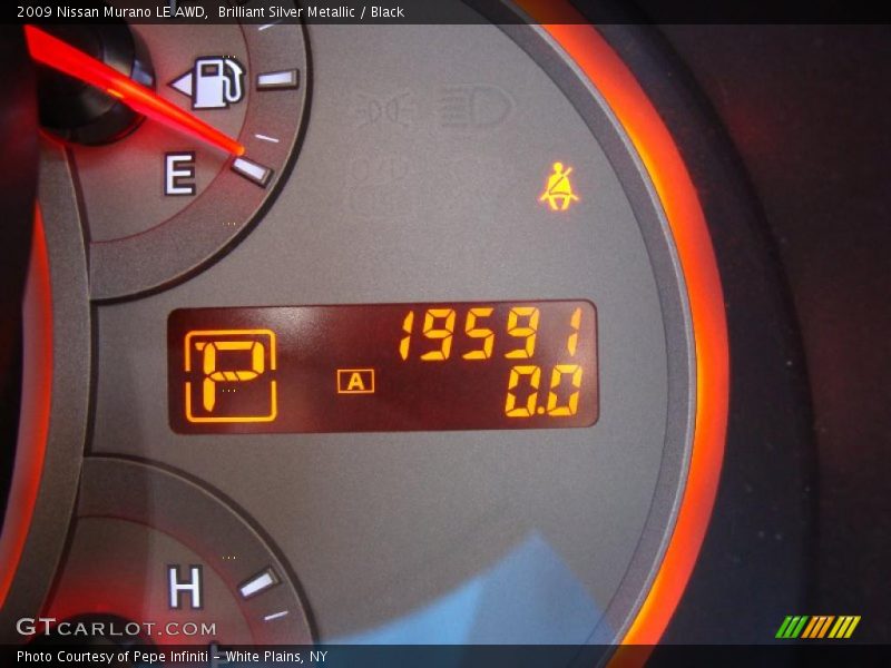 Brilliant Silver Metallic / Black 2009 Nissan Murano LE AWD