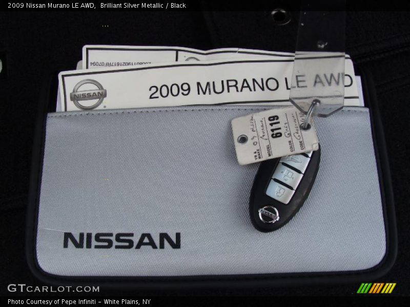 Brilliant Silver Metallic / Black 2009 Nissan Murano LE AWD