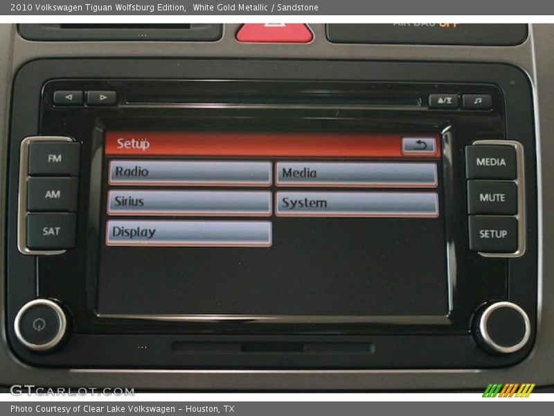 White Gold Metallic / Sandstone 2010 Volkswagen Tiguan Wolfsburg Edition