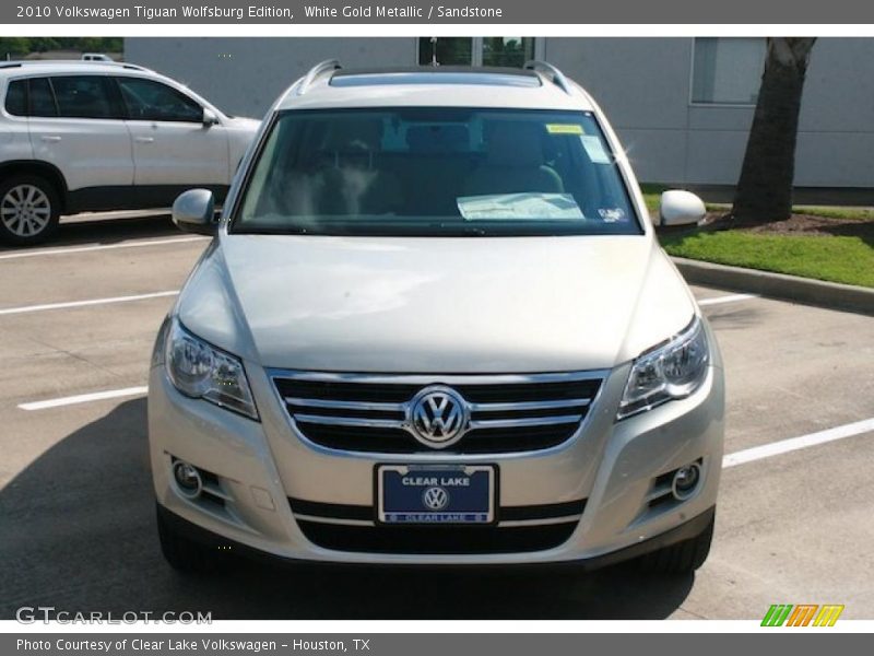 White Gold Metallic / Sandstone 2010 Volkswagen Tiguan Wolfsburg Edition