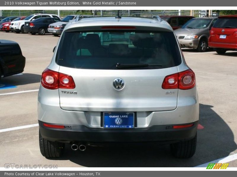 White Gold Metallic / Sandstone 2010 Volkswagen Tiguan Wolfsburg Edition