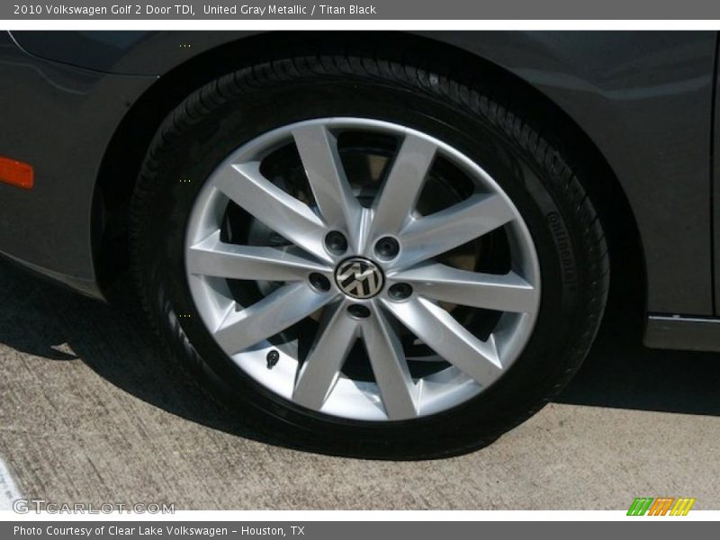 United Gray Metallic / Titan Black 2010 Volkswagen Golf 2 Door TDI