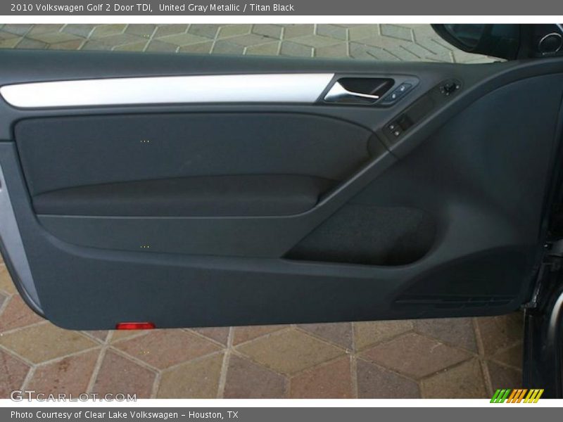 United Gray Metallic / Titan Black 2010 Volkswagen Golf 2 Door TDI