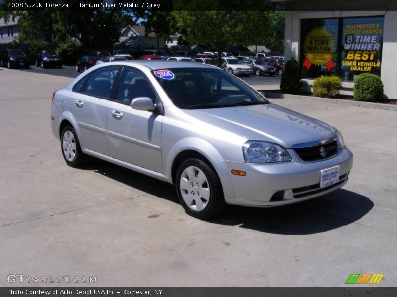 Titanium Silver Metallic / Grey 2008 Suzuki Forenza